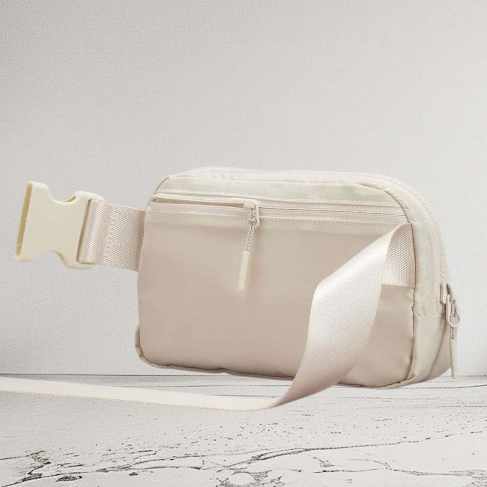 RARE! NEW Lululemon Everywhere Belt Bag (1L) - WHITE OPAL - Unisex Minimalist - Picture 9 of 11